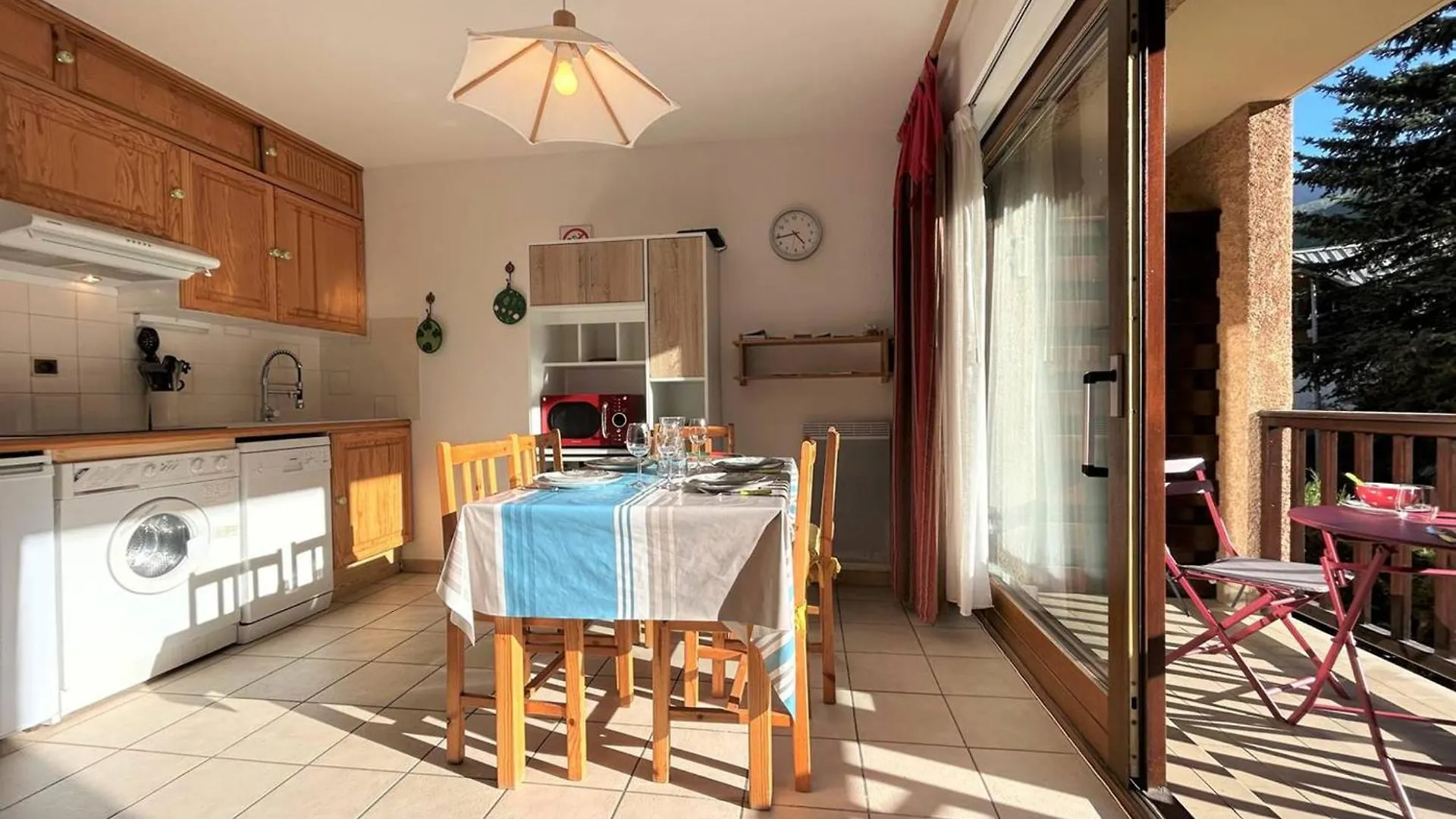 Appartement Cosy Pour 4 Pers, 400M Pistes Et Village, Balcon, Parking Et Casier A Skis, La Salle-Les-Alpes - Fr-1-330F-221
